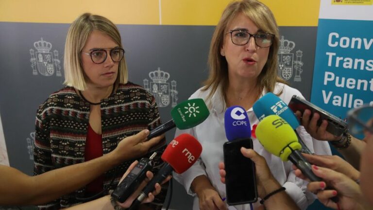 La subdelegada dice que las vacantes de la Guardia Civil en Puente Genil se cubrirán «lo antes posible»