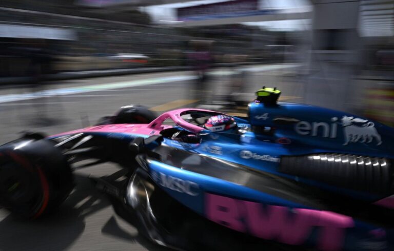 Colapinto cerró 19 en los ensayos iniciales de Bakú en un viernes con interrupciones