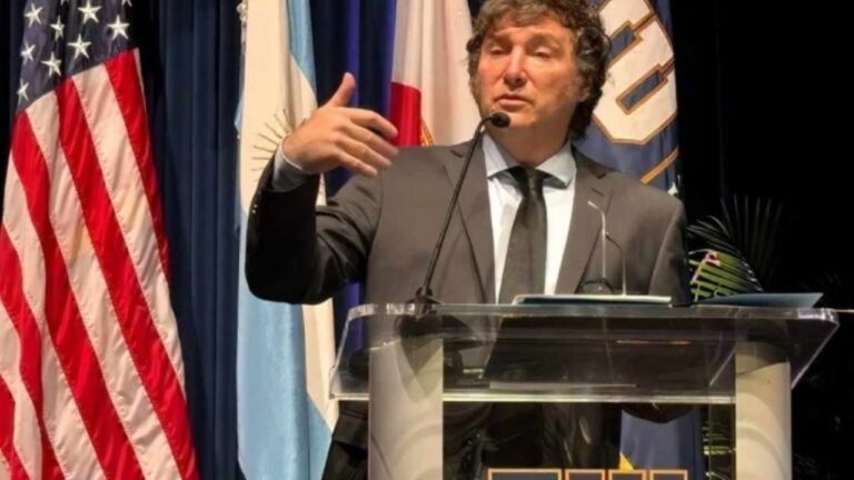 Milei reprogramó para hoy su viaje a EE.UU.