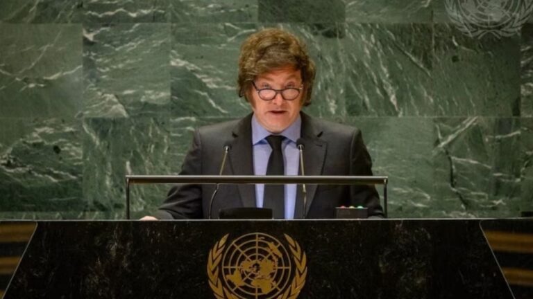 Milei partió ayer para hablar en la ONU y reunirse con Trump