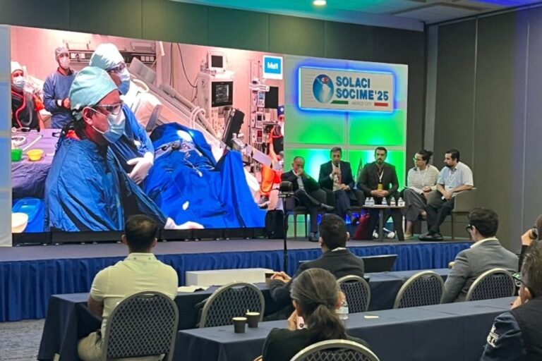 El Hospital de Niños de Córdoba transmitió una cirugía en vivo para un congreso internacional