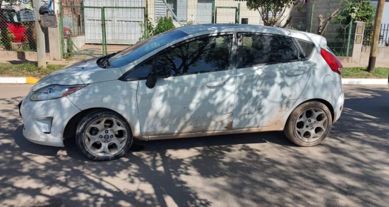 Córdoba: detienen a un hombre que huía en un auto robado