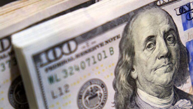 El dólar escaló cincuenta pesos tras el fin de la liquidación del agro