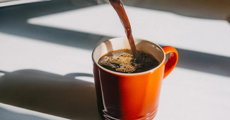 Café con snacks, la apuesta productiva de los Cinco Hispanos