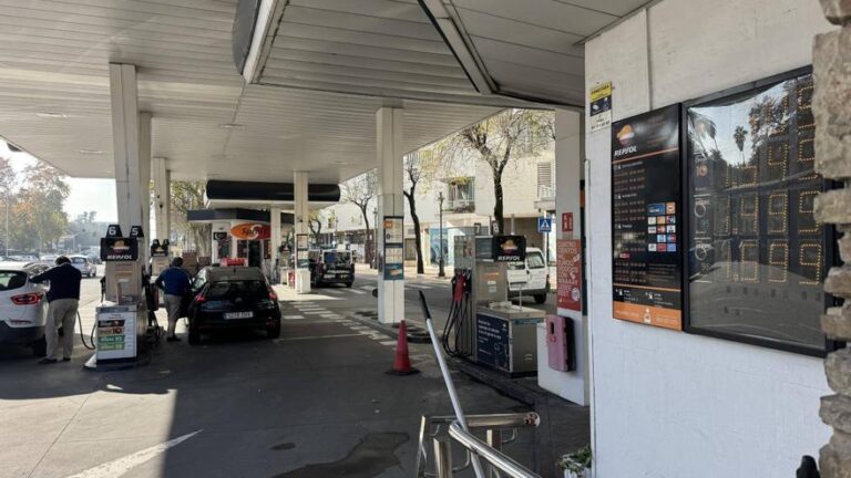 El precio de la gasolina en Córdoba marca su valor más bajo en Navidad en cuatro años