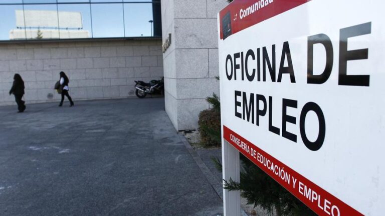 Los mayores de 55 años registran por primera vez una tasa de paro superior al resto