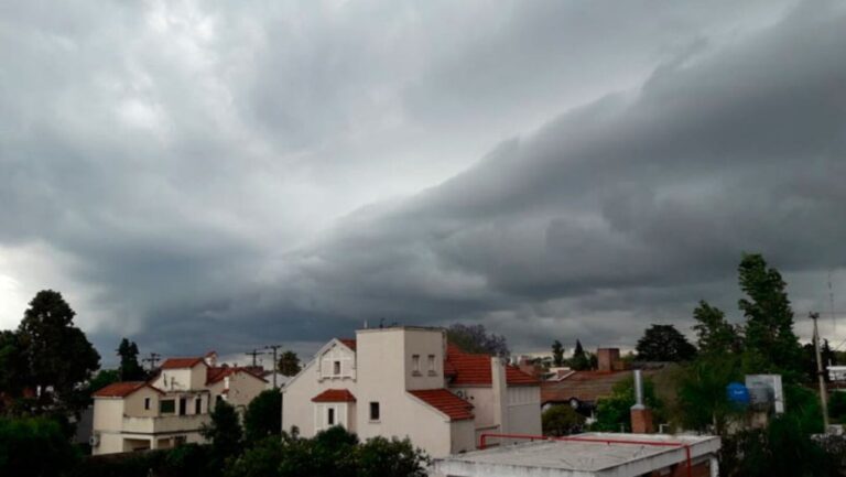Córdoba: alerta por granizo y ráfagas fuertes para este viernes