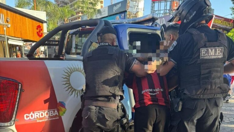 Carlos Paz: una tarde violenta terminó con golpes a la policía