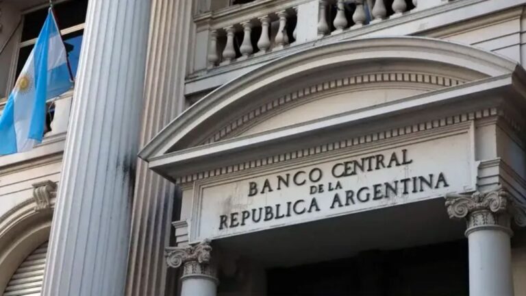El Banco Central efectuó la primera compra de reservas bajo el nuevo esquema cambiario