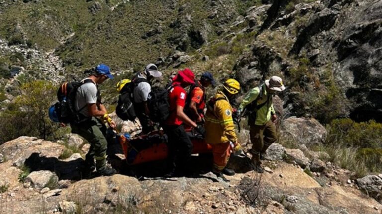 Operativo en Altas Cumbres: rescatan a una turista de 17 años