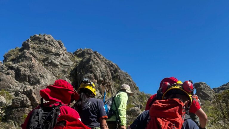 Seis horas de rescate en las Altas Cumbres por una joven herida