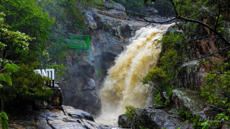 Impresionante: Las impactantes imágenes de la cascada de Tanti