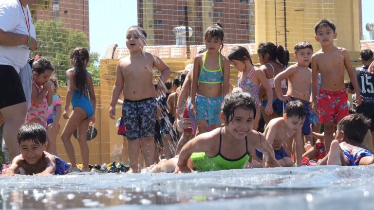 Deporte y juego como protagonistas del verano en el corazón de Córdoba