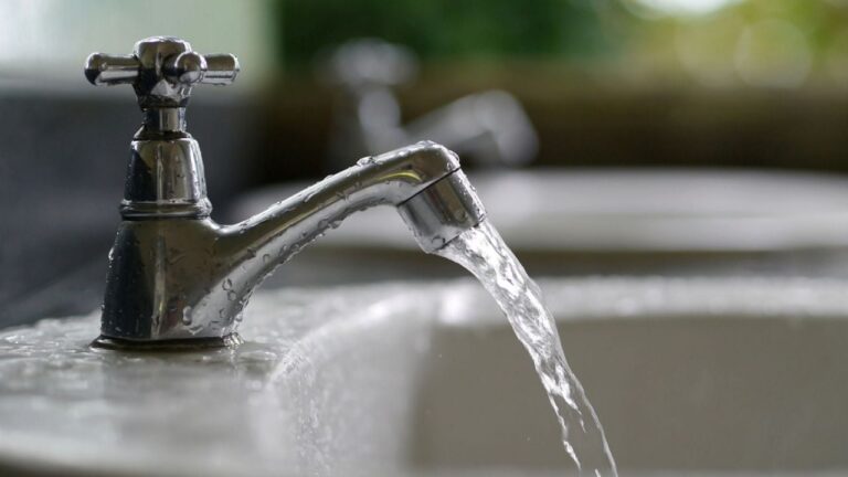 Sigue la recuperación de la presión de agua en barrios de Carlos Paz
