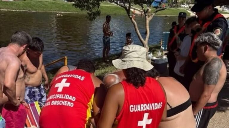 Rápida intervención de guardavidas evitó una tragedia en un balneario de Cura Brochero
