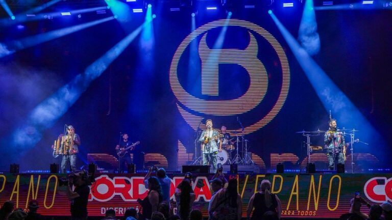 Diableros Jujeños incendiaron el Festival de Jesús María con su Fuego Andino  y tradición norteña