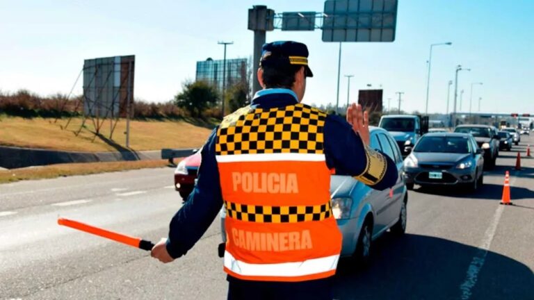 Bajan las multas de la Policía Caminera en Córdoba: los valores de las infracciones