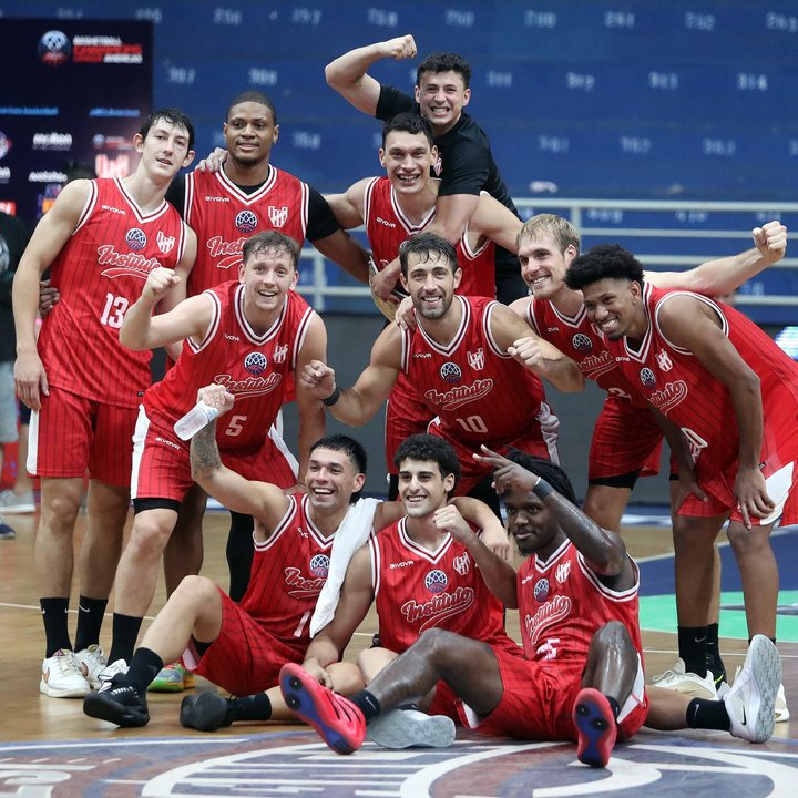 Instituto ganó en Brasil y se aseguró el pasaje a cuartos de la Champions