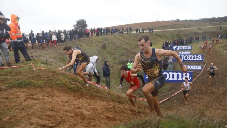 Los charcos de Almodóvar dan más valor a los nuevos oros nacionales de cross