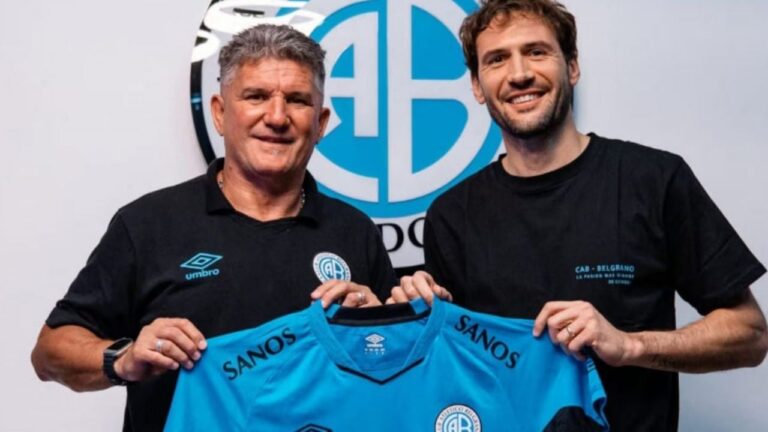 Los hinchas de Belgrano celebran la vuelta del Mudo Vázquez