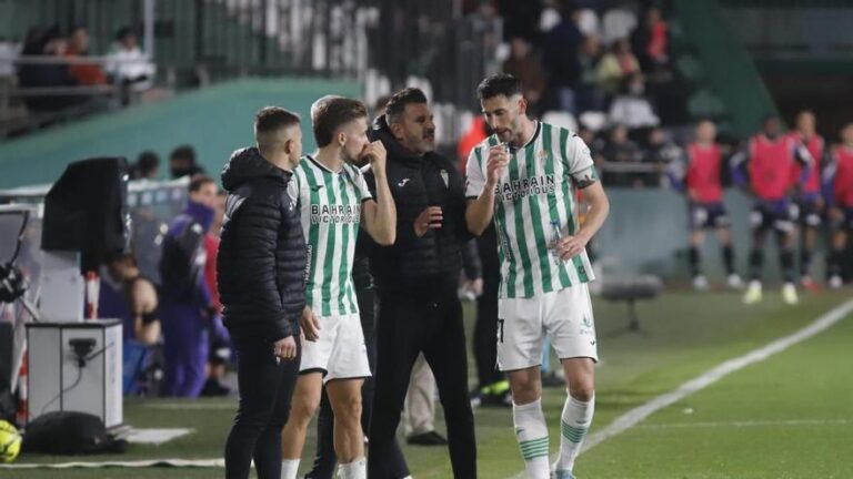 Sin Albarrán en Ceuta: un nuevo contratiempo para la defensa del Córdoba CF