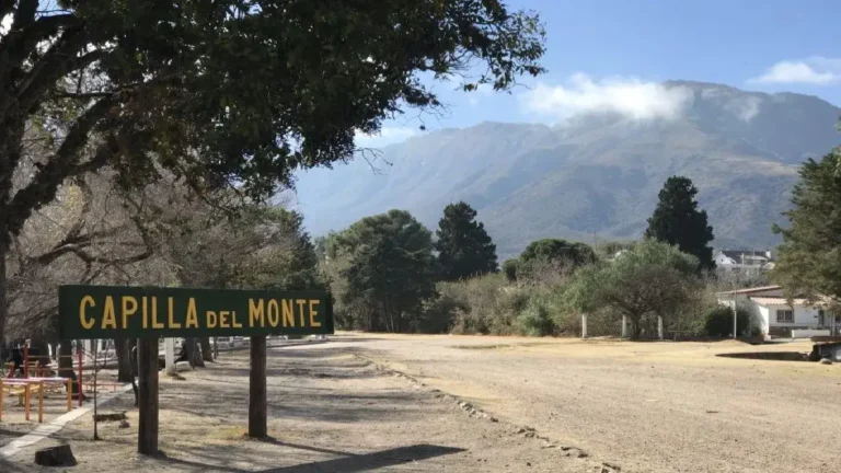 Vecinos persiguieron y lincharon a un supuesto ladrón en Capilla del Monte: Está internado en grave estado