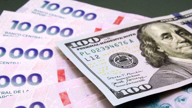 Dólar hoy EN VIVO: cuál es la cotización del oficial y blue este jueves 12 de febrero, minuto a minuto