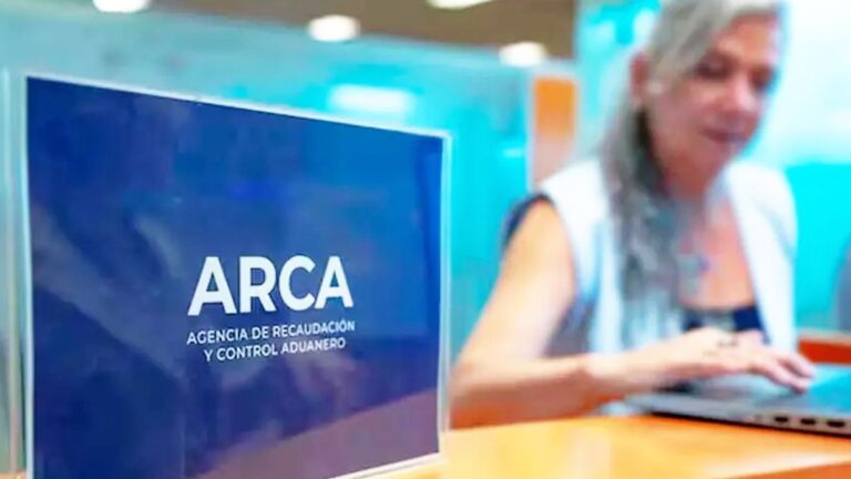 La aclaración de la Oficina de Respuesta Oficial sobre la recategorización de monotributistas: «FALSO»