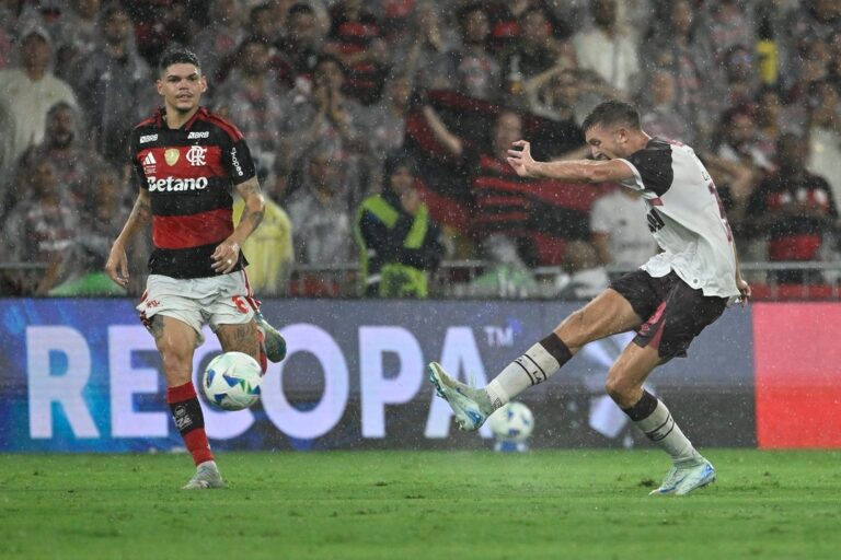 En vivo: Jorginho marcó de penal sobre el final y la Recopa se define en el alargue