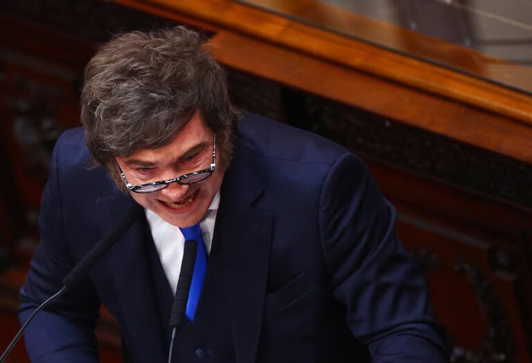 Javier Milei cargó contra el kirchnerismo en el Congreso: Me encanta domarlos y hacerlos llorar