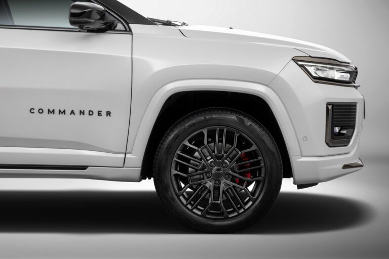 Jeep refuerza su apuesta en el segmento D con el nuevo Commander