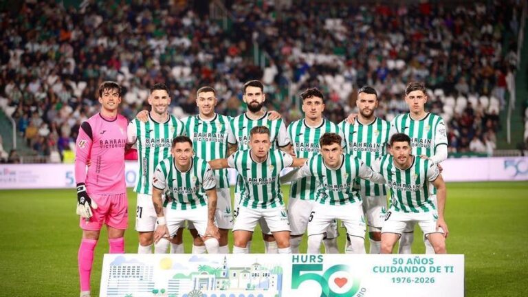 Adilson, por su gol, único aprobado en el Córdoba CF tras su naufragio ante el Andorra en El Arcángel