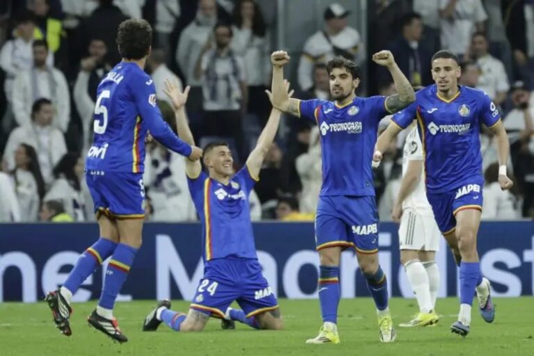 En el vestuario del Bernabéu sonó cuarteto cordobés: el festejo del Getafe tuvo ritmo de Luck Ra