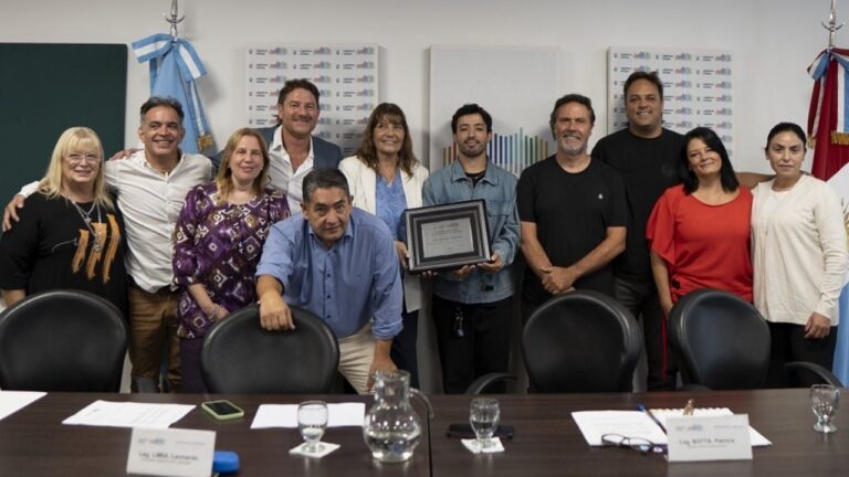 El campeón olímpico Maligno Torres fue homenajeado en la Legislatura
