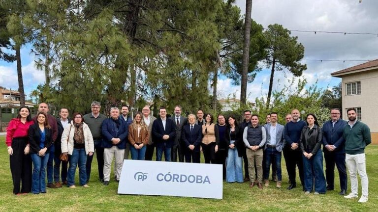 El consejo de alcaldes del PP aborda la problemática de la subida del gasóleo y su impacto en el sector primario