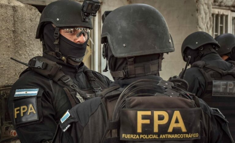 Operativo policial en barrio San Martín, ciudad de Córdoba