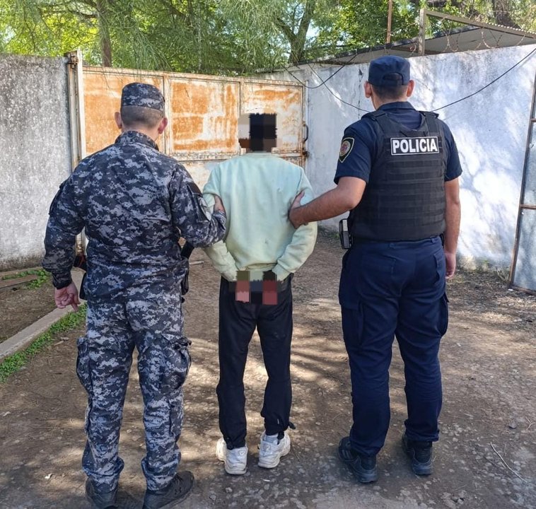 Policía en operativo cerrojo en barrio Villa Belgrano, Córdoba