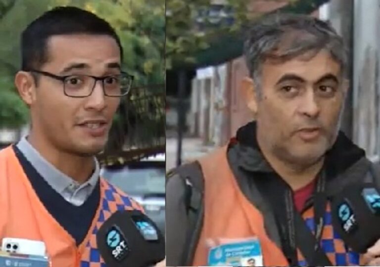 Personas conversando en una calle céntrica de la ciudad de Córdoba, con autos estacionados.