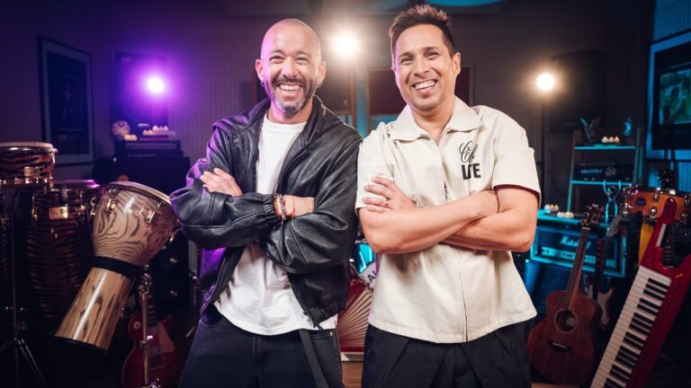 Los Caligaris, La K'onga y Neto Peña en el videoclip de 