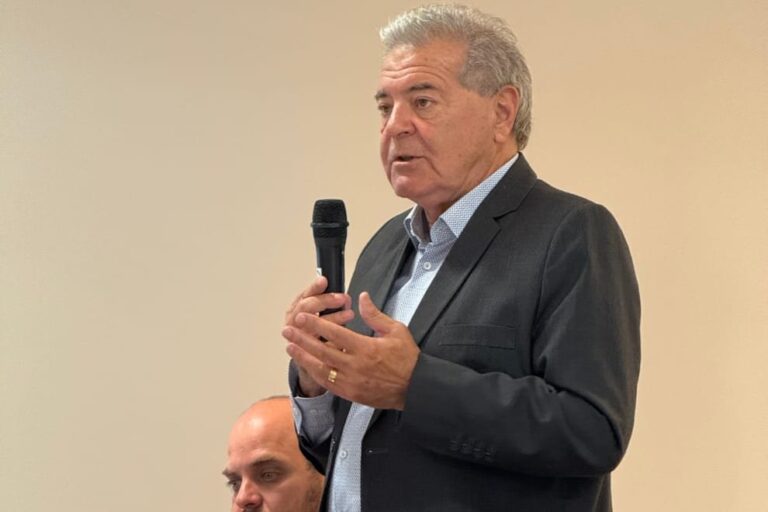 Entrega de aportes a productores en el programa de Buenas Prácticas Agropecuarias en Córdoba Capital