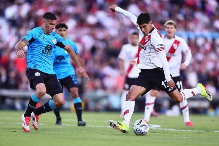 Estadio Mario Alberto Kempes durante la final entre Belgrano y River Plate