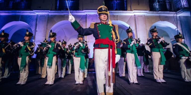 Cambio de Guardia en el Cabildo de Córdoba
