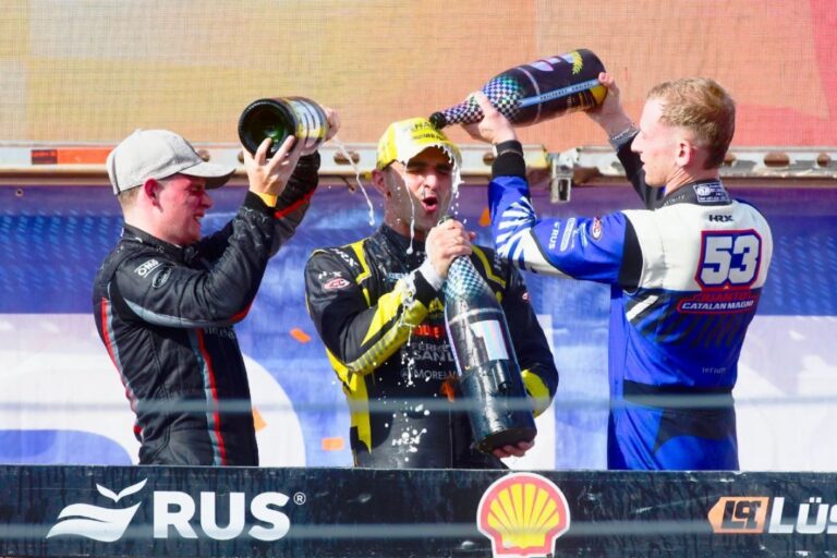 Facundo Chapur con el Torino en el Autódromo Oscar Cabalén de Alta Gracia
