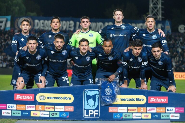 Tomás Bottari durante un partido de Independiente Rivadavia en la Copa Libertadores