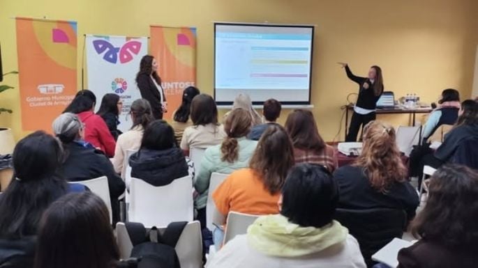 Taller sobre inclusión educativa en Arroyito organizado por la Defensoría del Pueblo