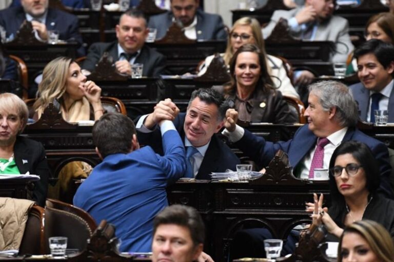 Diputados en sesión en el Congreso de la Nación