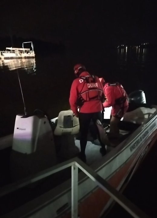 Operativo de rescate en el lago de Embalse