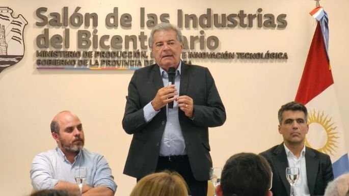 Entrega de beneficios de promoción industrial a empresas cordobesas