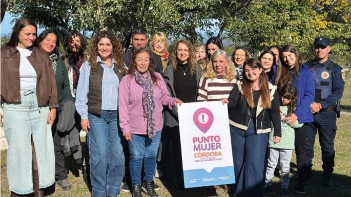 Inauguración de Punto Mujer en Villa de Las Rosas con autoridades provinciales y locales