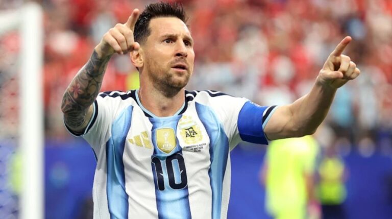 Lionel Messi celebra un gol con la camiseta de la Selección Argentina durante el partido contra Austria en el Mundial 2026